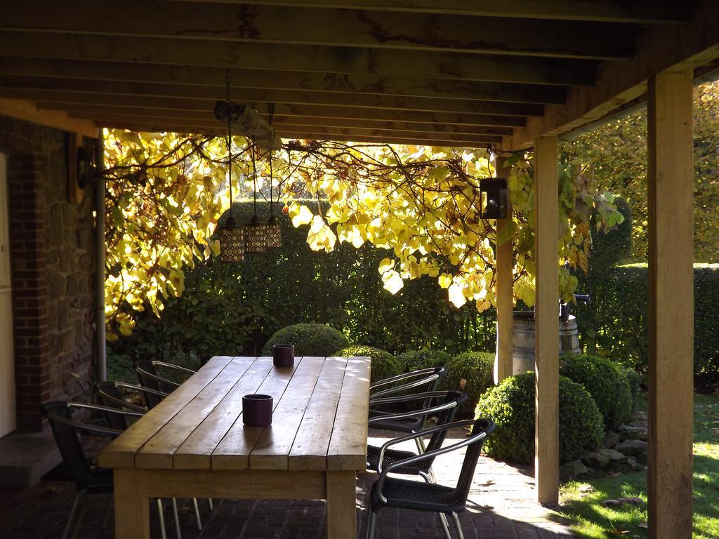 B&B Le Secret Du Bois Bourseigne-Vieille Exterior foto